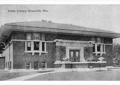 View of the library exterior in 1915