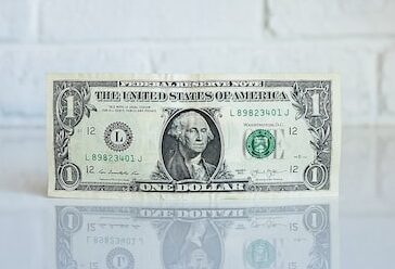 Image of a single dollar bill